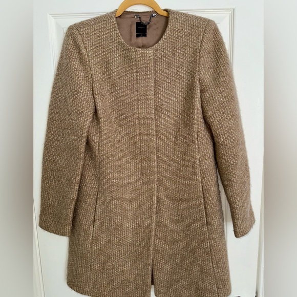 Seventy Tan Tweed Dressy Coat with Gold Metallic Thread, size 42 - Picture 3 of 11